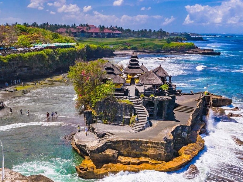 Pura tanah lot